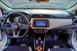 Nissan Versa 2022 lleno
