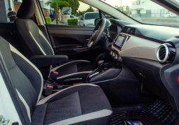 Nissan Versa 2022 lleno