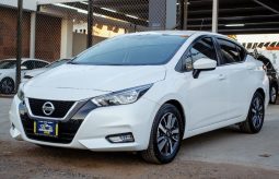 Nissan Versa 2022 lleno