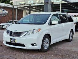 Toyota Sienna 2017 lleno