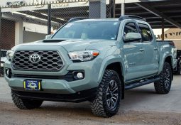 Toyota Tacoma 2022 lleno