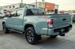 Toyota Tacoma 2022 lleno