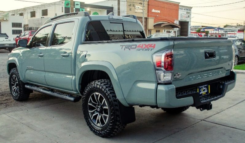 Toyota Tacoma 2022 lleno