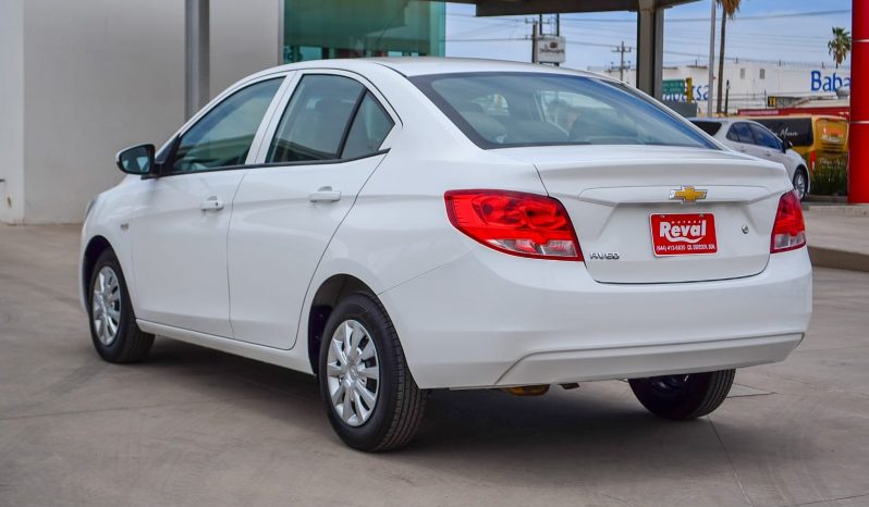 Chevrolet Aveo 2023 lleno