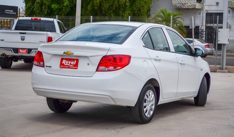 Chevrolet Aveo 2023 lleno