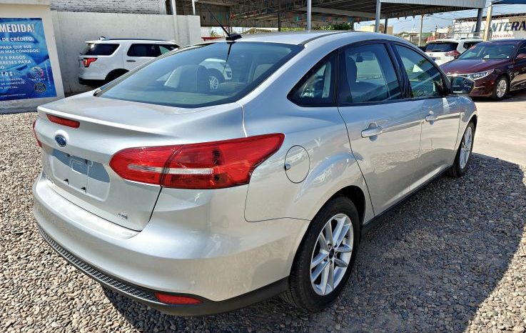 Ford Focus 2017 lleno