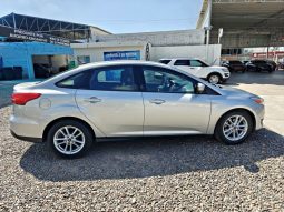Ford Focus 2017 lleno