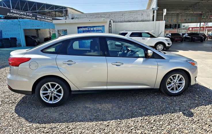 Ford Focus 2017 lleno