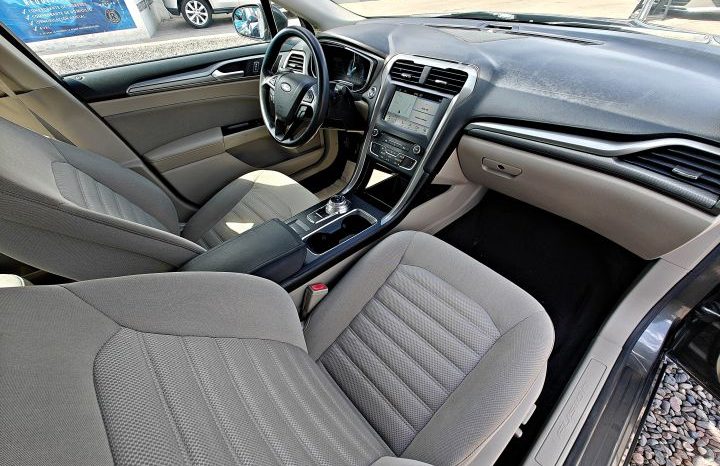 Ford Fusion 2017 lleno