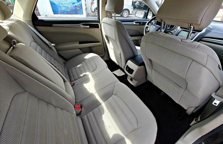 Ford Fusion 2017 lleno