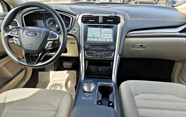 Ford Fusion 2017 lleno