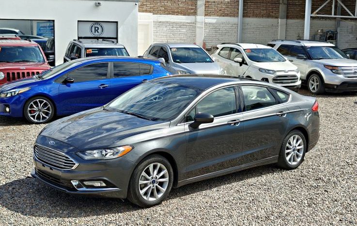 Ford Fusion 2017 lleno