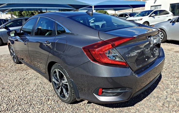 Honda Civic 2016 lleno