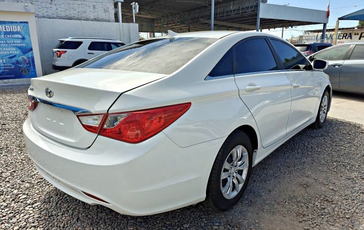 Hyundai Sonata 2012 lleno