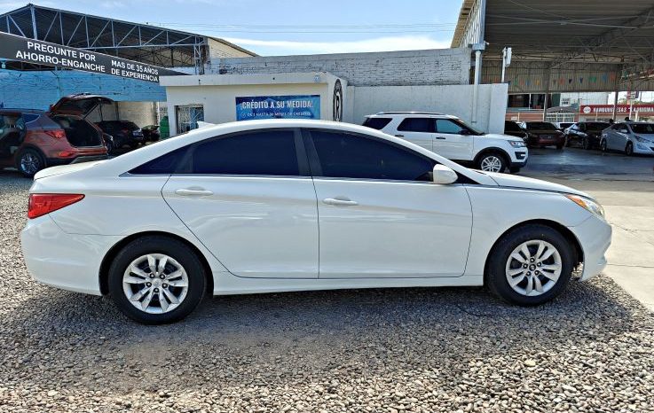 Hyundai Sonata 2012 lleno