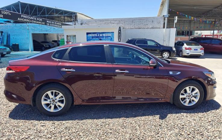 Kia Optima 2016 lleno