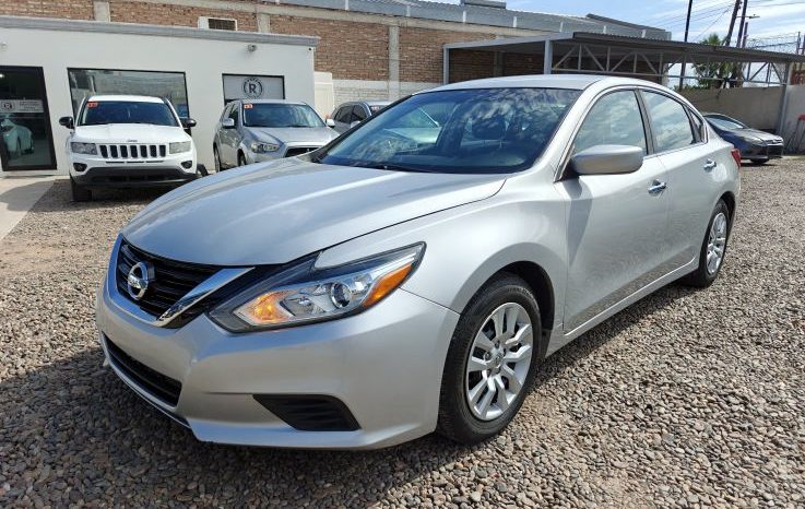 Nissan Altima 2016 lleno