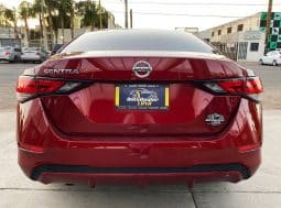 Nissan Sentra 2021 lleno