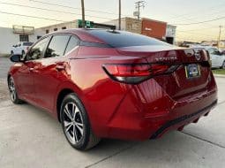Nissan Sentra 2021 lleno