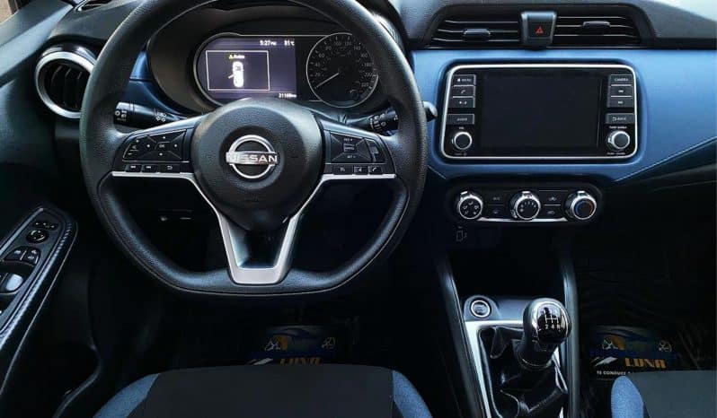 Nissan Versa 2024 lleno
