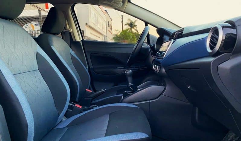 Nissan Versa 2024 lleno