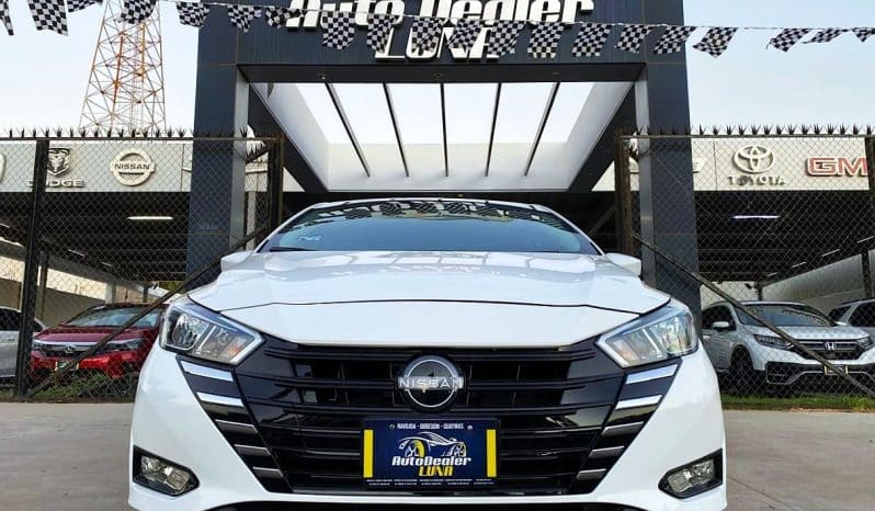 Nissan Versa 2024 lleno