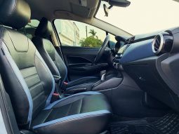 Nissan Versa 2025 lleno