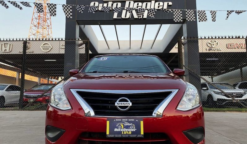 Nissan Versa 2019 lleno