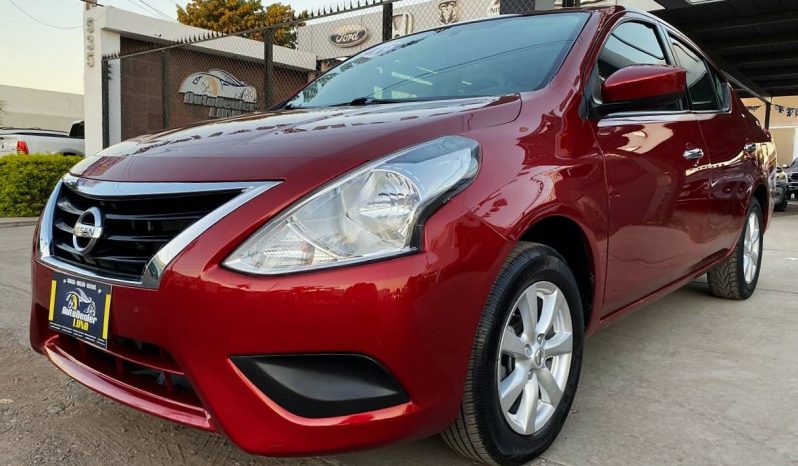Nissan Versa 2019 lleno