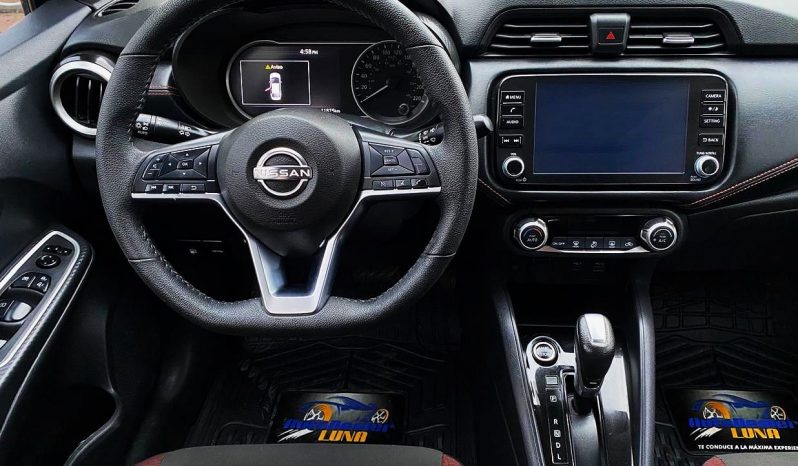 Nissan Versa 2024 lleno