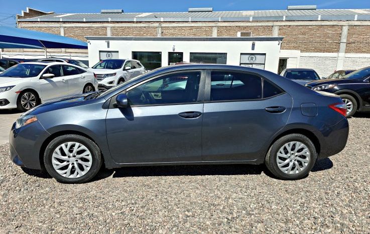 Toyota Corolla 2016 lleno