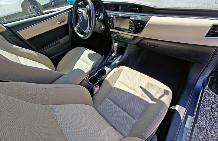 Toyota Corolla 2016 lleno