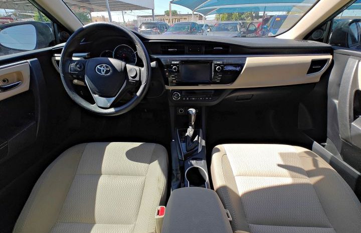 Toyota Corolla 2016 lleno