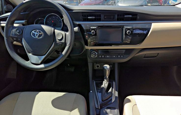 Toyota Corolla 2016 lleno