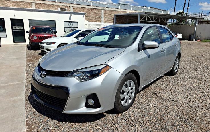 Toyota Corolla 2016 lleno