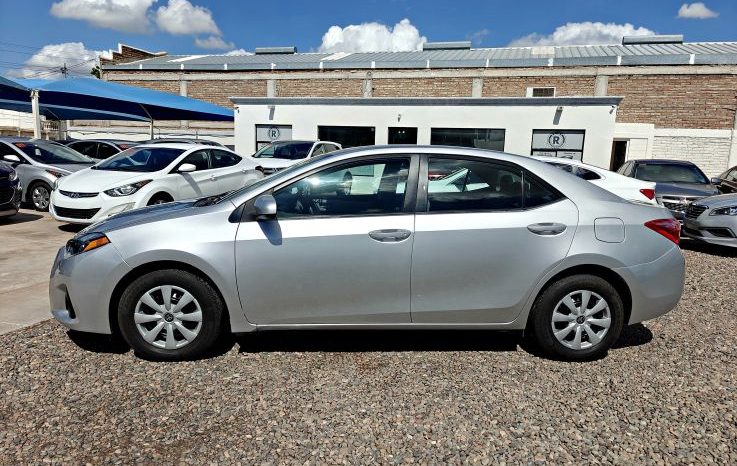 Toyota Corolla 2016 lleno