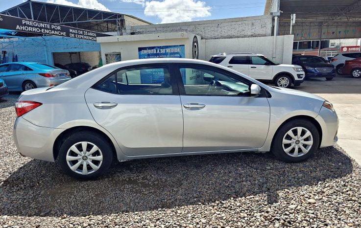 Toyota Corolla 2016 lleno