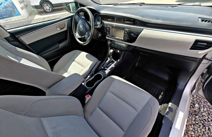 Toyota Corolla 2016 lleno