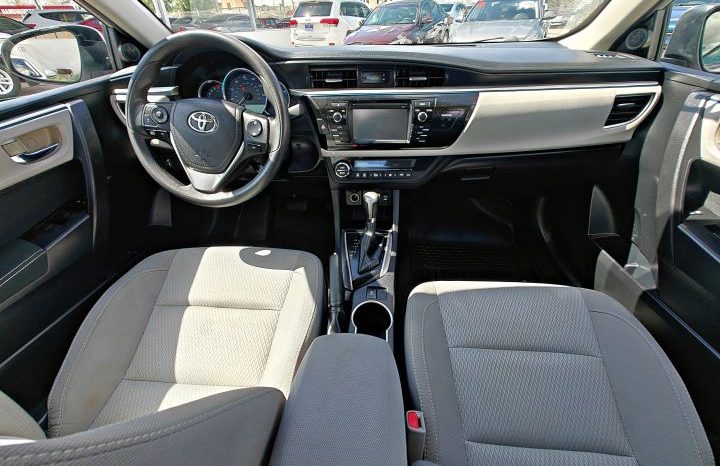 Toyota Corolla 2016 lleno