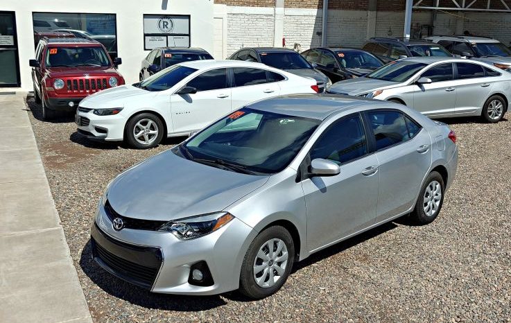 Toyota Corolla 2016 lleno