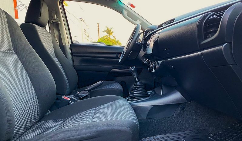 Toyota Hilux 2022 lleno