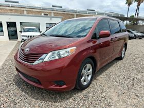 Toyota Sienna 2017