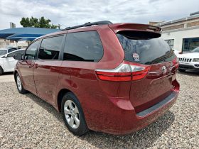 Toyota Sienna 2017