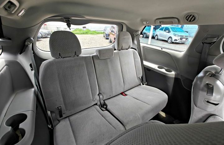 Toyota Sienna 2017 lleno