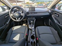 Toyota Yaris 2017 lleno