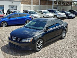Volkswagen Jetta 2017 lleno