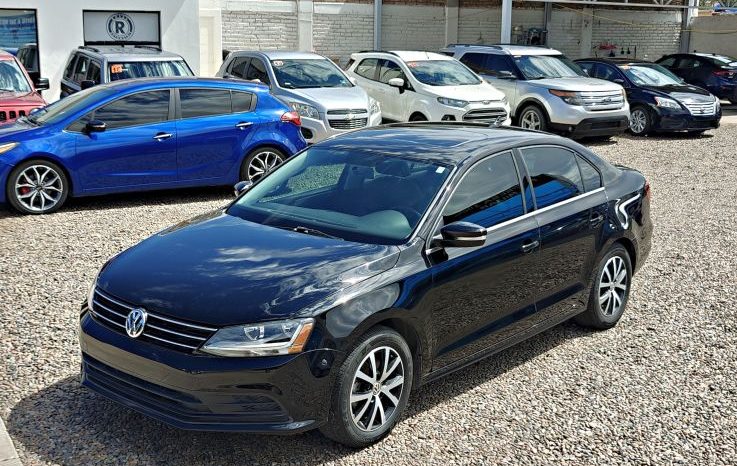 Volkswagen Jetta 2017 lleno