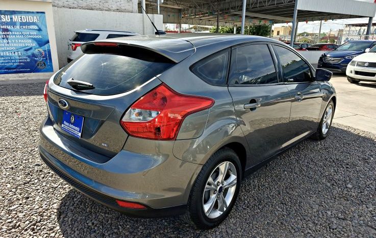 Ford Focus 2014 lleno