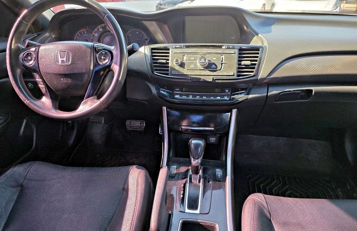 Honda Accord 2017 lleno