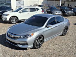 Honda Accord 2017 lleno